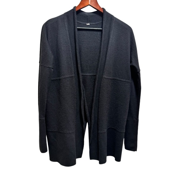Lululemon Black Sit In Lotus Wrap II Merino Wool Size Small Casual Knit - Picture 5 of 15